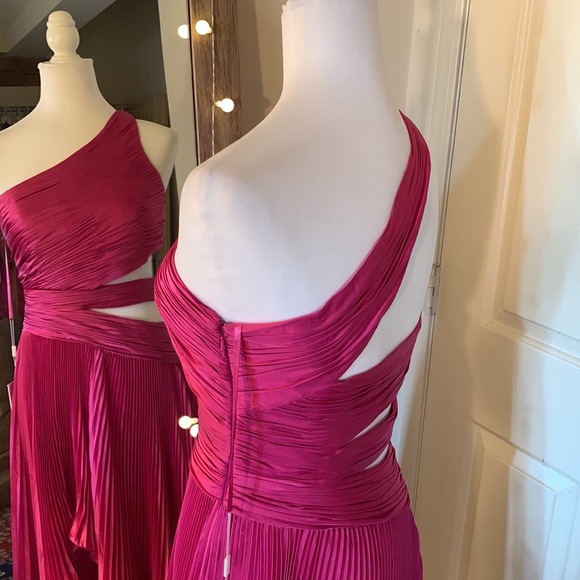 Mac Duggal One Shoulder Pleated Charmeuse Gown with Slit 49837 - Picture 11 of 16